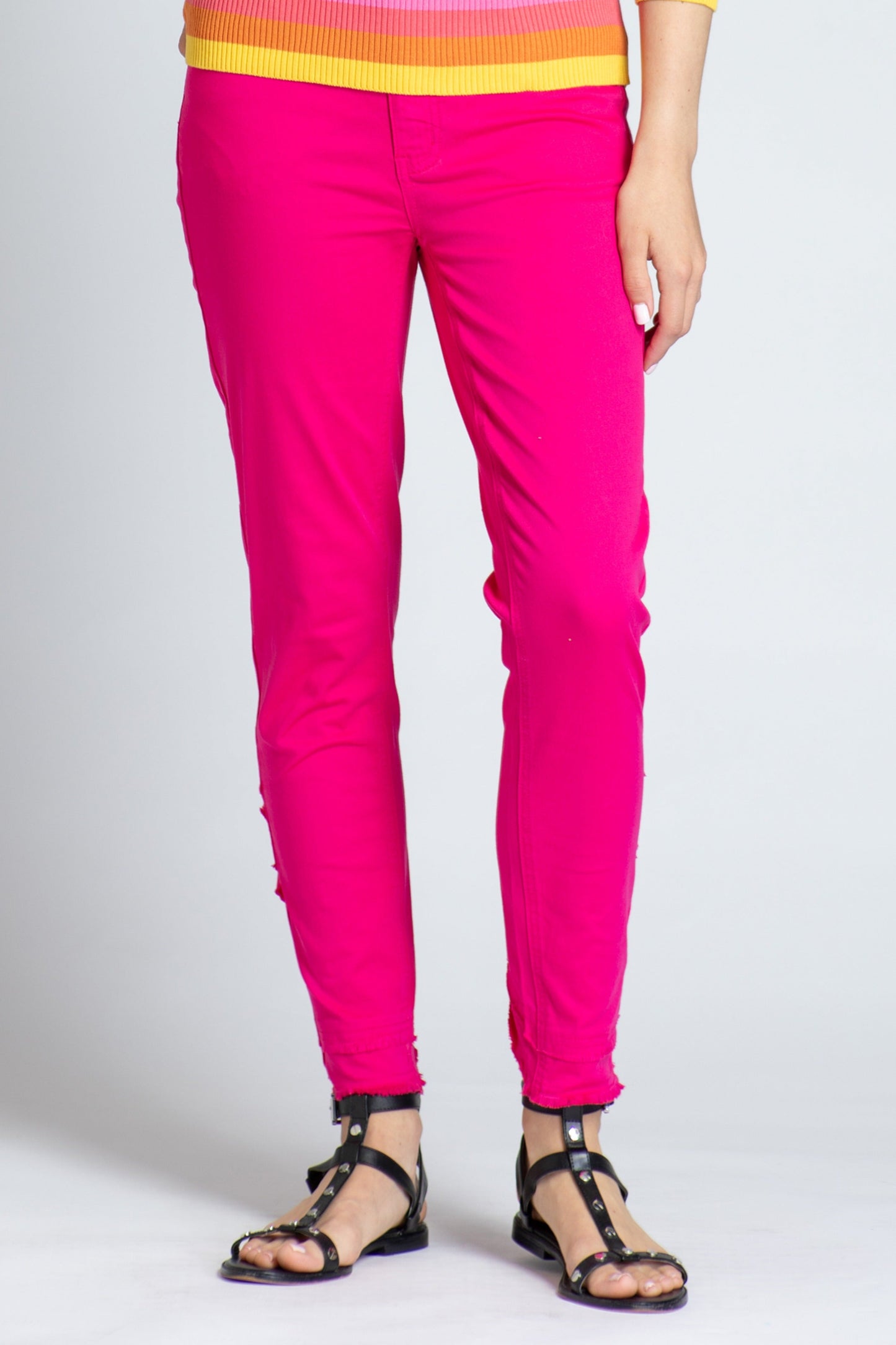 Reverse Back Frayed Tulip Jean