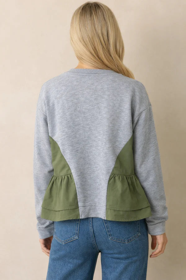 H.Grey w/Green L/S top