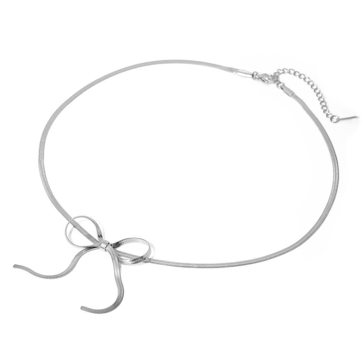 Lily Bow Necklace: Silver