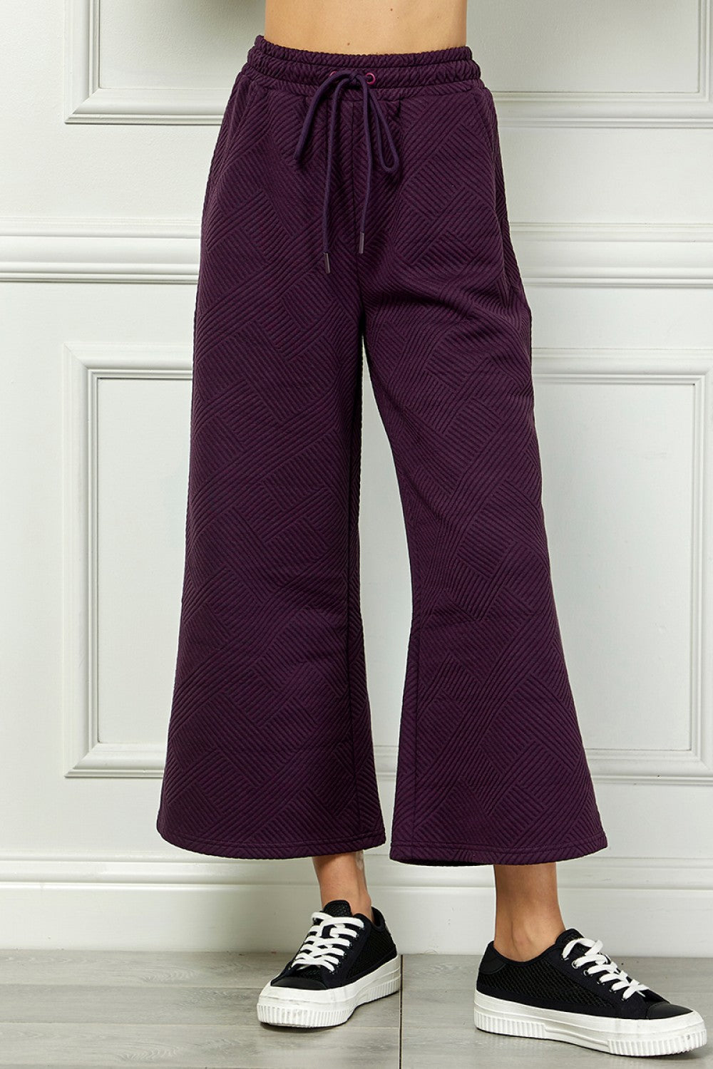 Textured Cropped Wide Pants