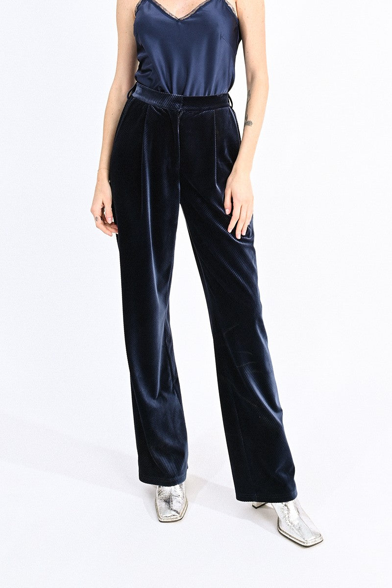 FLUID VELVET PANTS