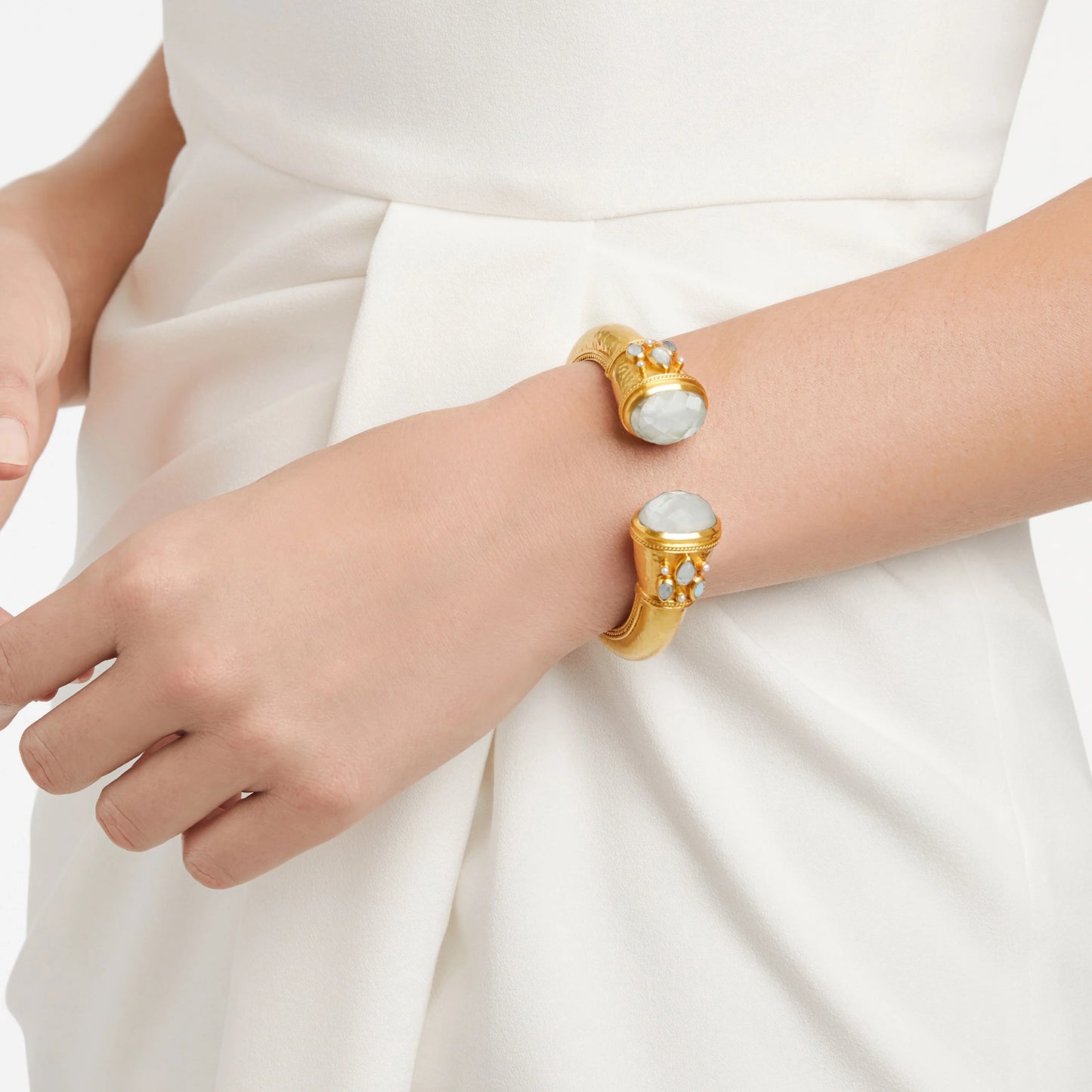 Cannes Gold Cuff With CZ