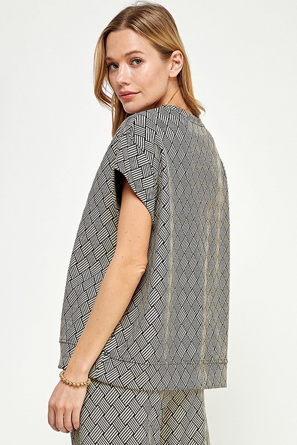 BROWN TEXTURED LOUNGE TOP