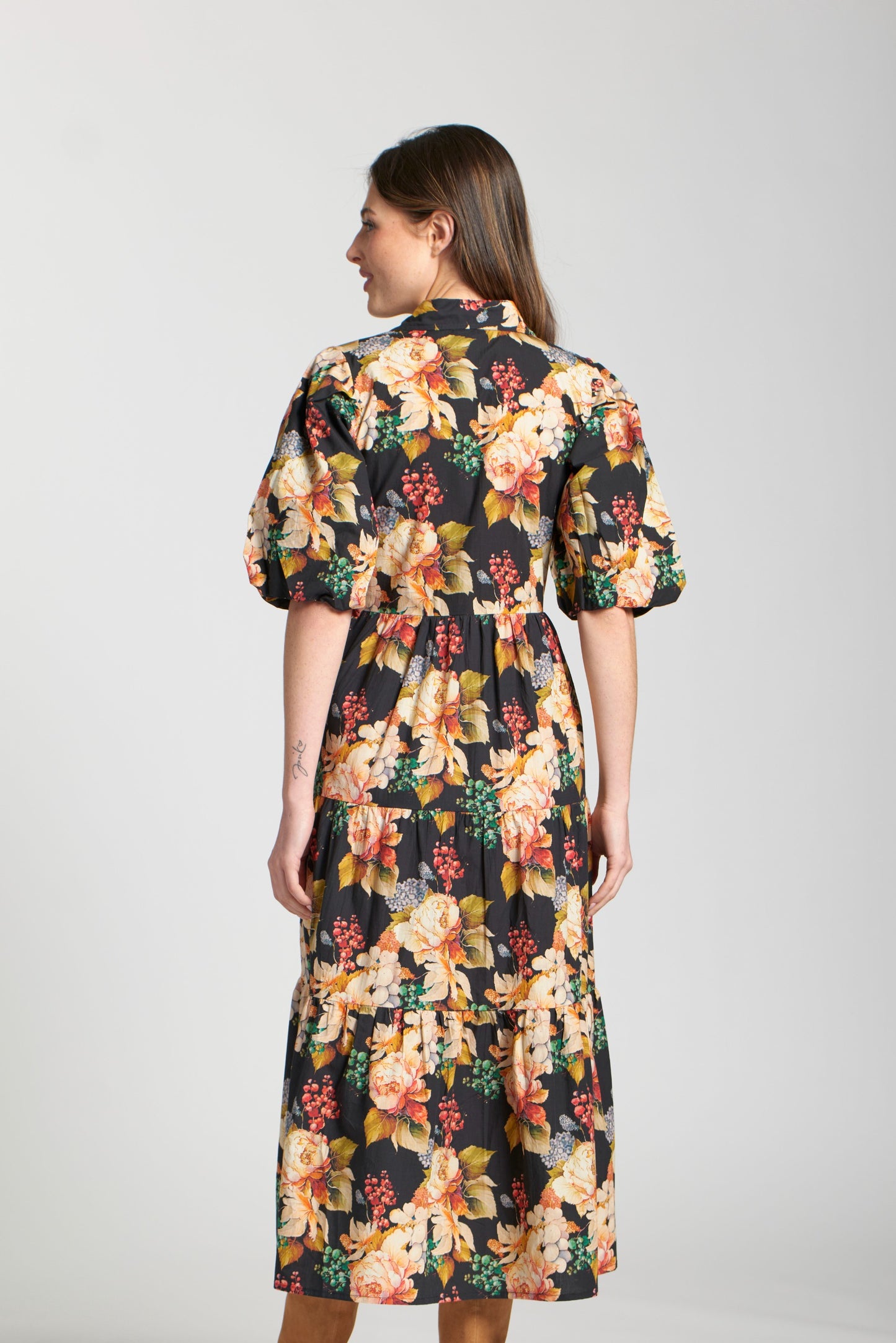 Long Tiered Dress w/ Elbow Sleeves-BLACK MULTI