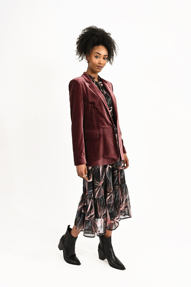 VELVET BLAZER
