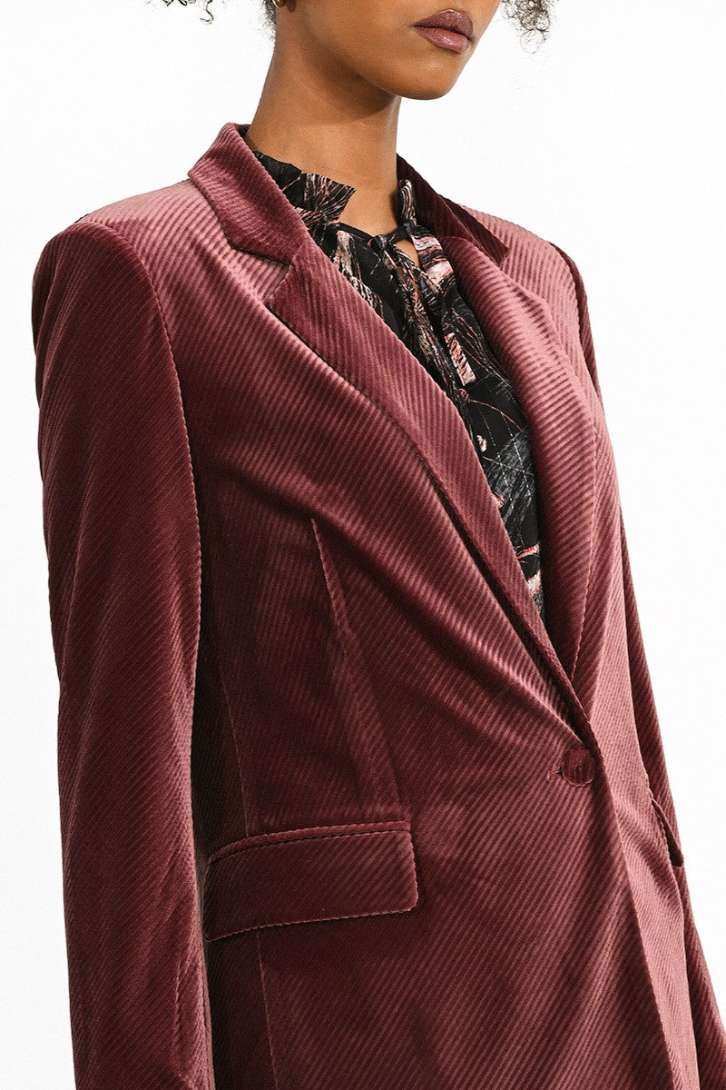 VELVET BLAZER