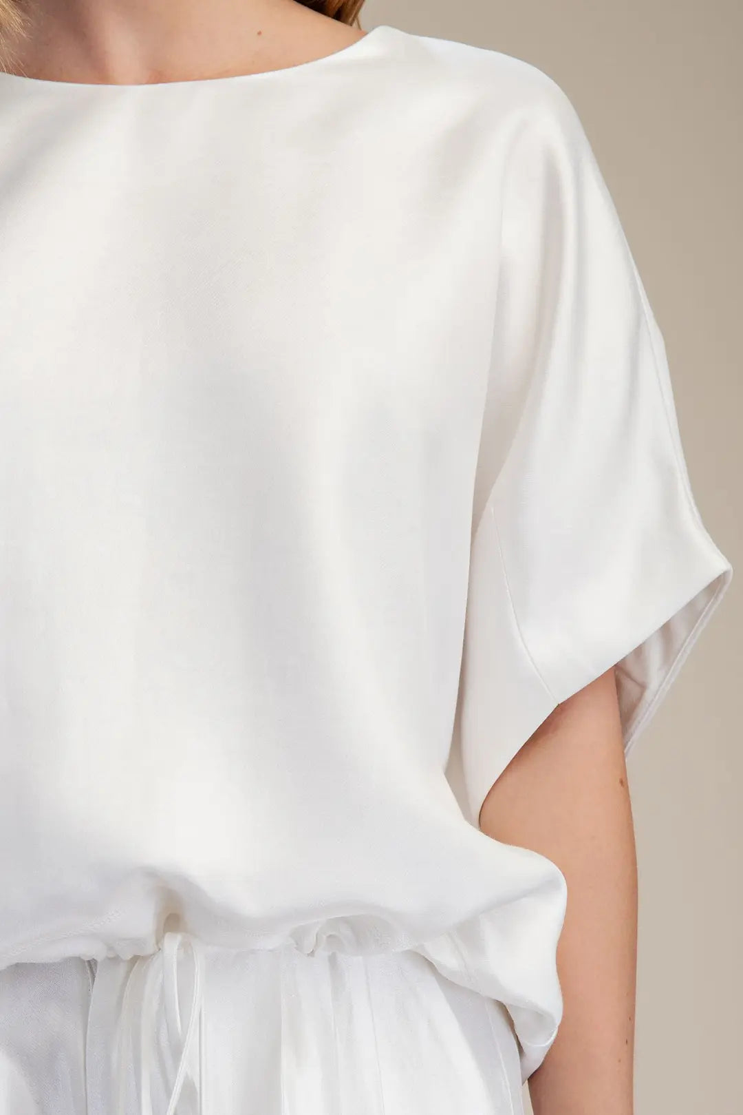Round Neck Short Sleeve Top