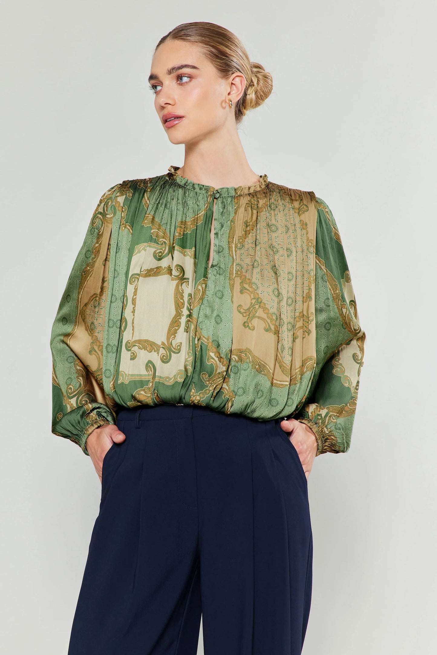 L/Sleeve Split-neck Bubble Hem Blouse