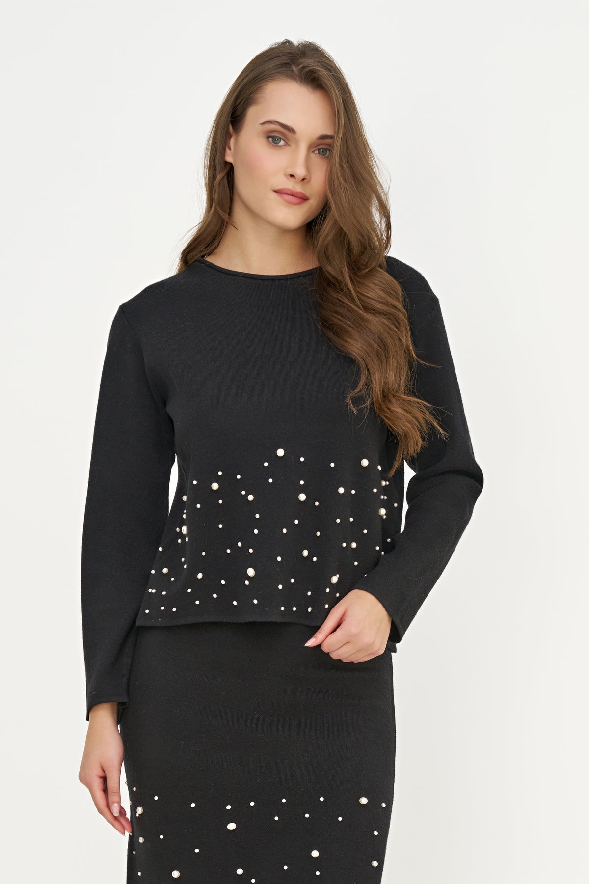 Knit Sweater Black w/ Pearls