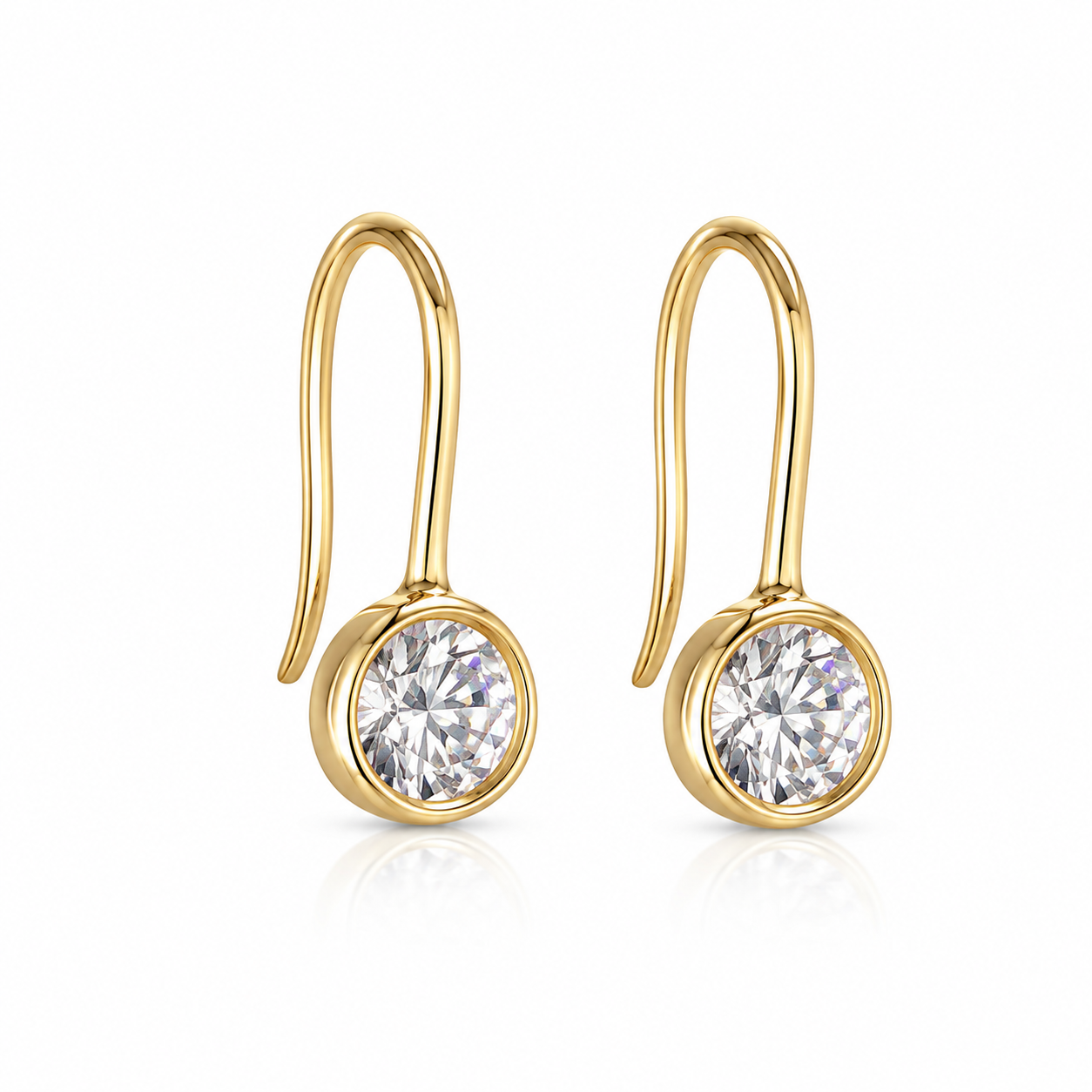 Lyla Bezel Earring: Gold / 8mm