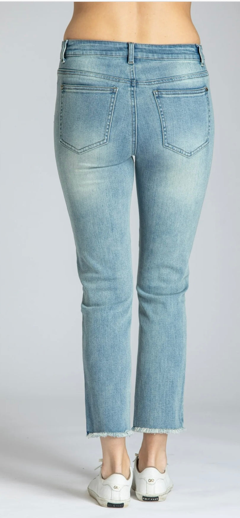 Straight Leg crop jean with floral embroidery - Light Indigo
