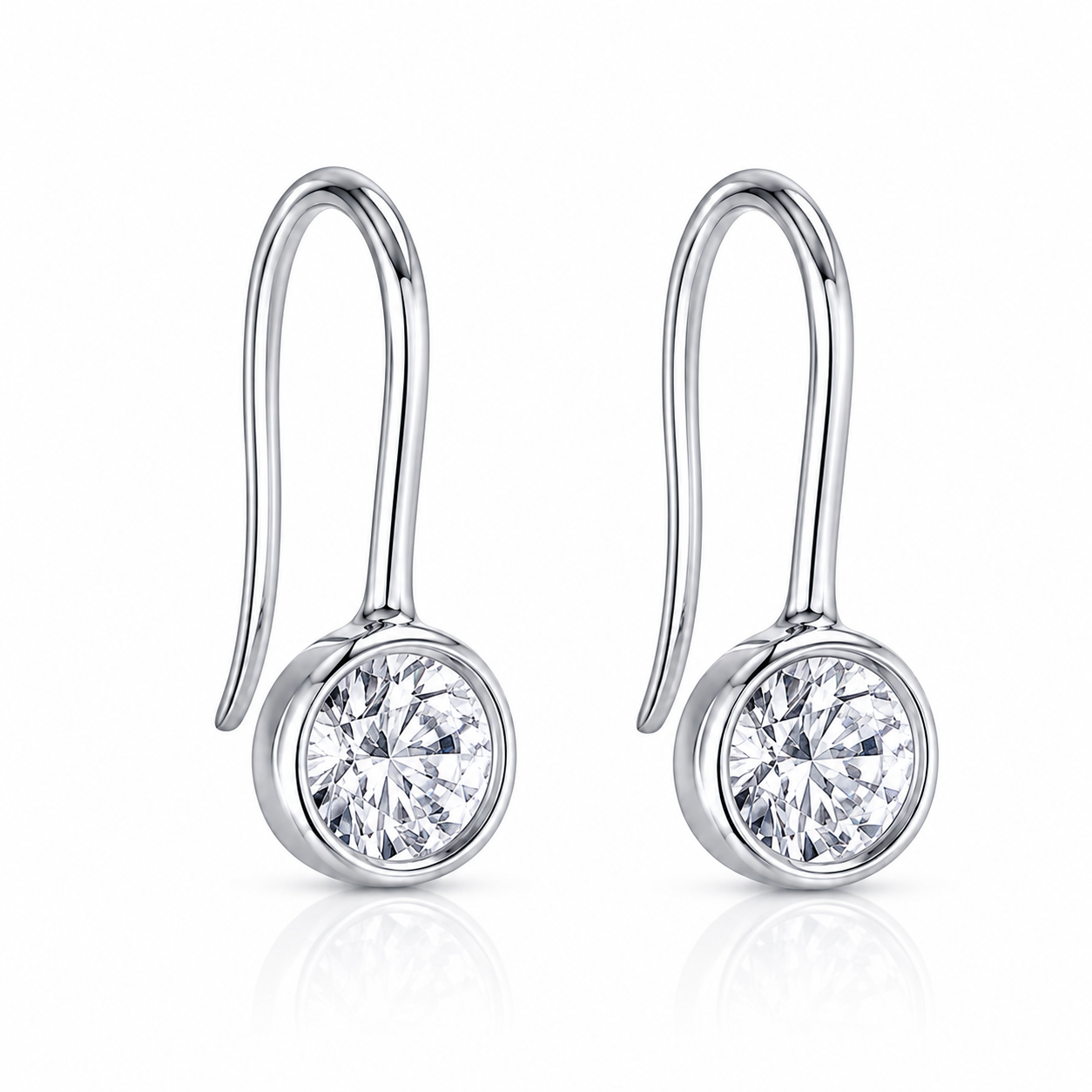 Lyla Bezel Earring: Gold / 8mm