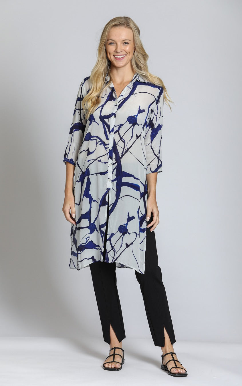 3/4 Sleeve Button-Up w/Side Slits Navy Multi