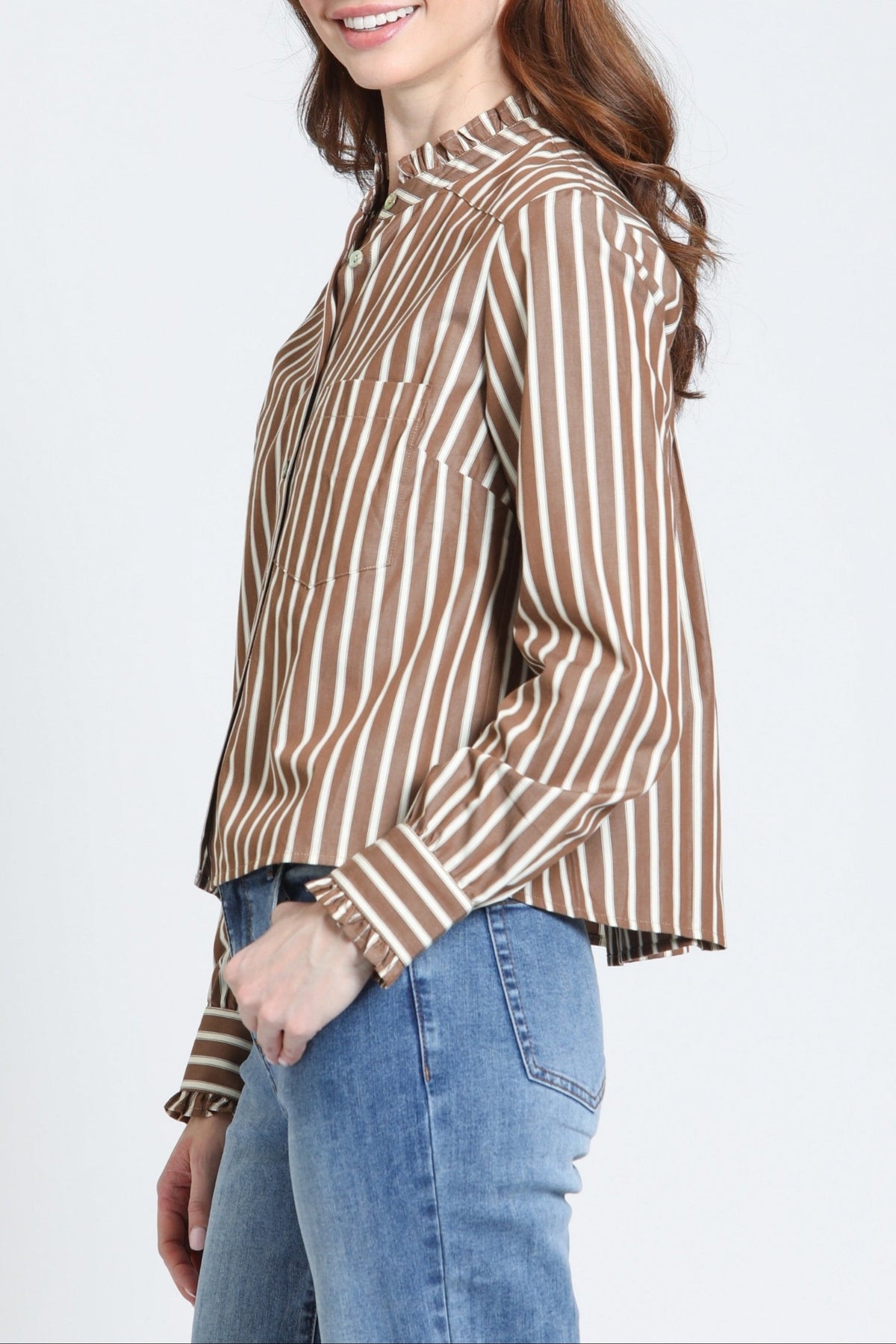Cropped Shirt with Ruffle