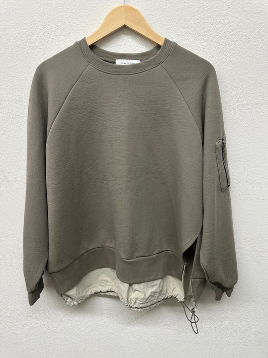 Oversize Pullover w/ Drawstring