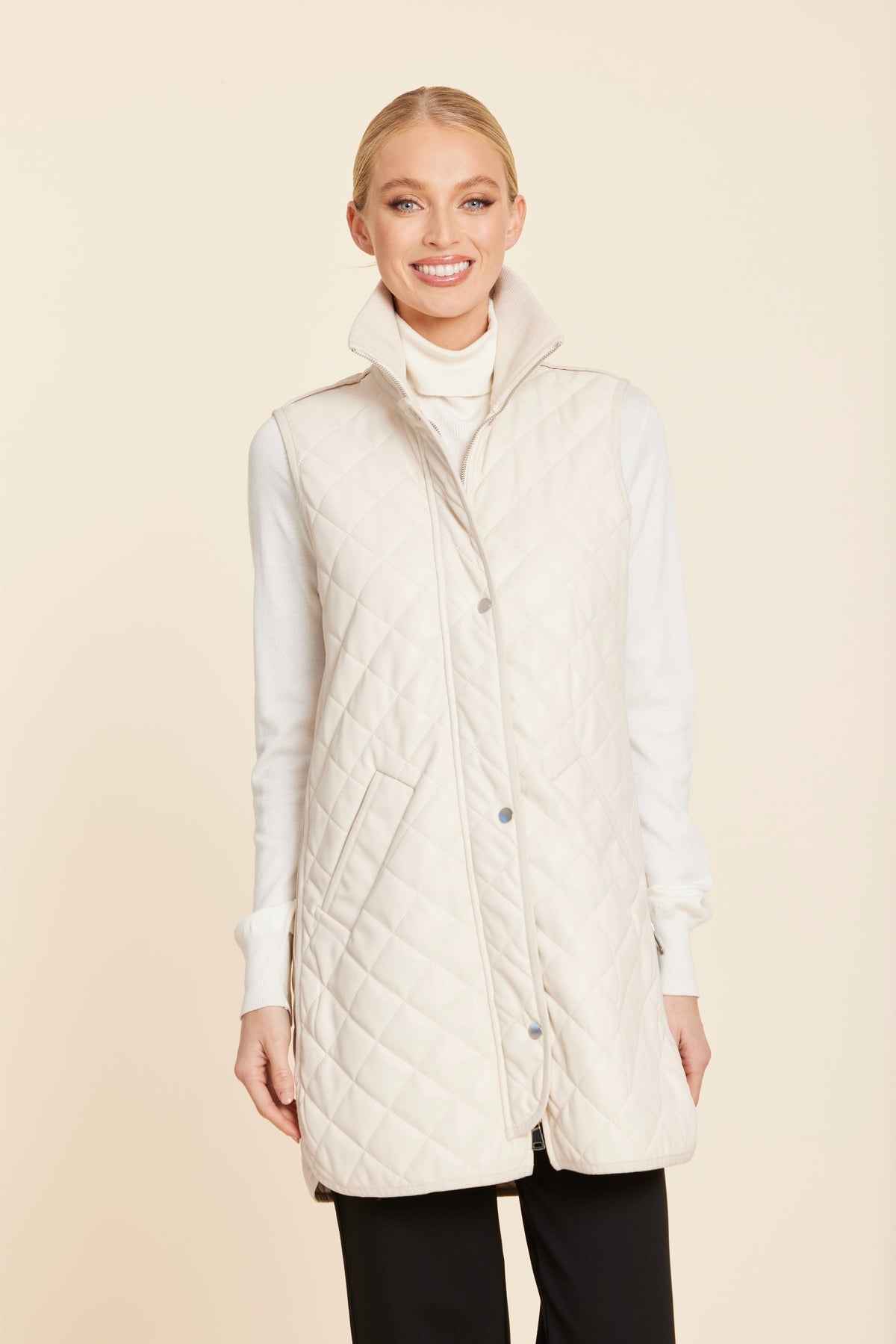 VL Quilted Side Zipper Ivory Vest