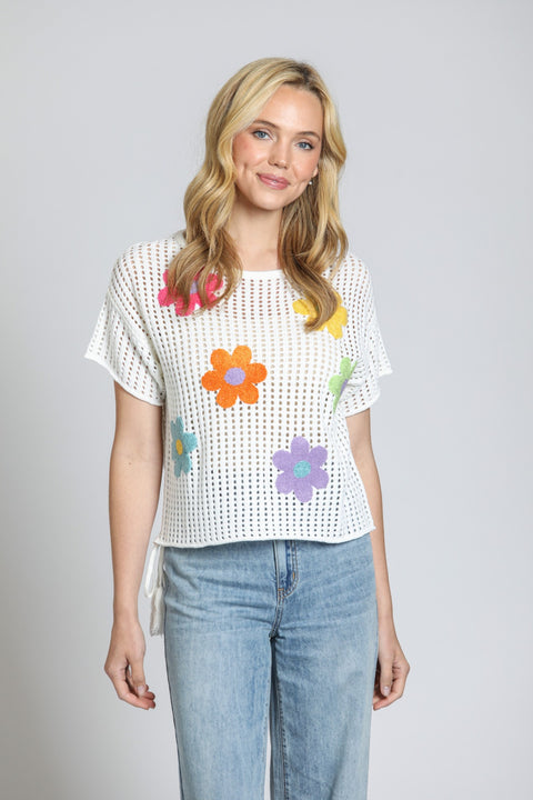 Tape Yarn Pull Over w/Floral Details