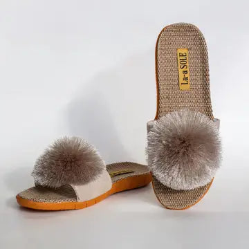 Pom Pom Slides All