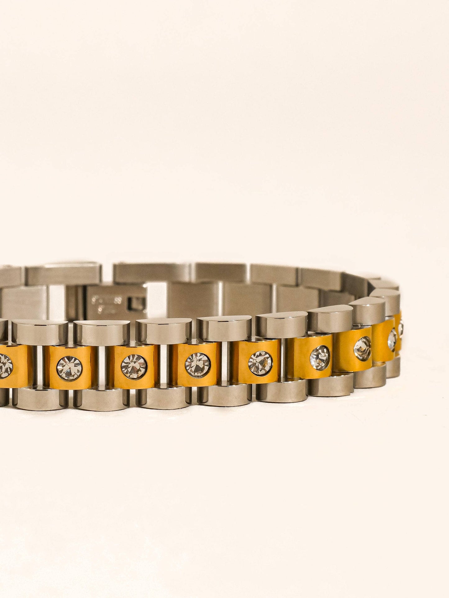 Faelys 18K Gold Non-Tarnish Two-Tone Watchband Bracelet: Multi-Colored