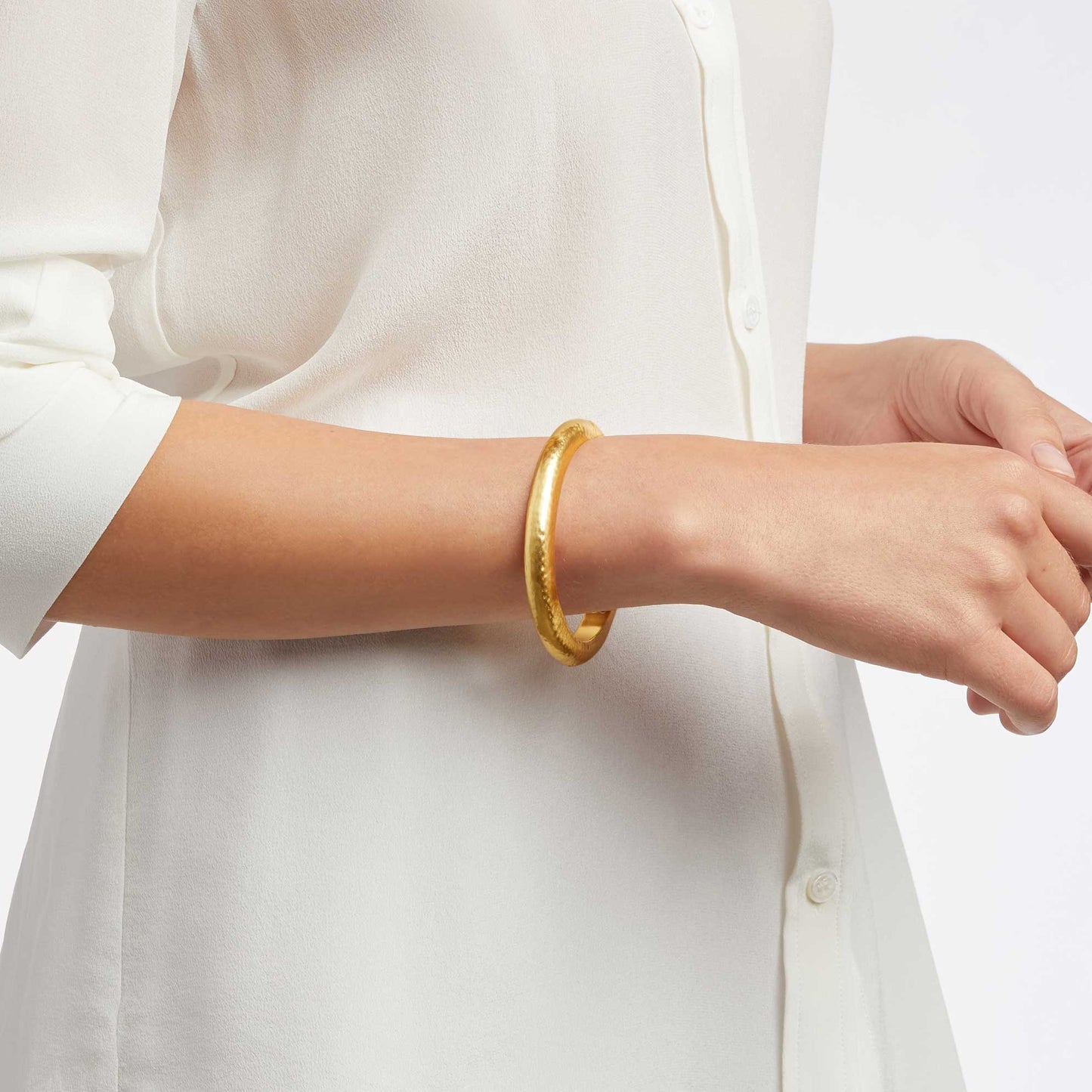 Catalina Hinge Bangle Gold