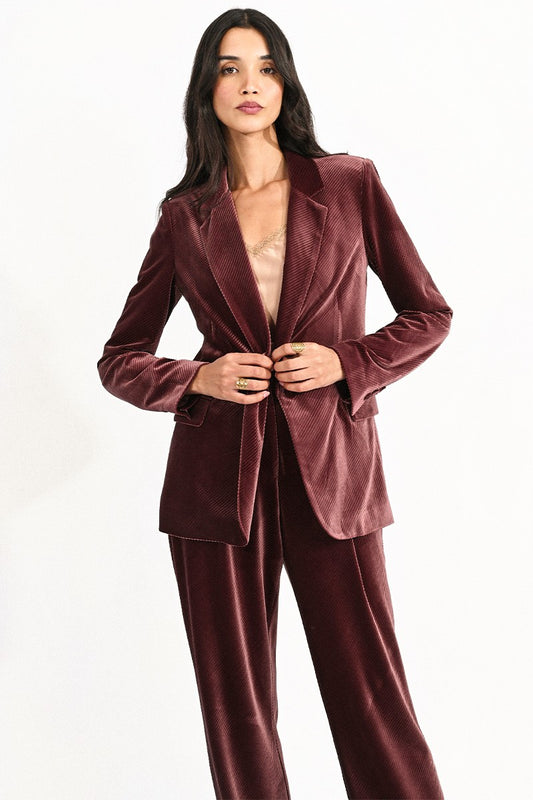 VELVET BLAZER